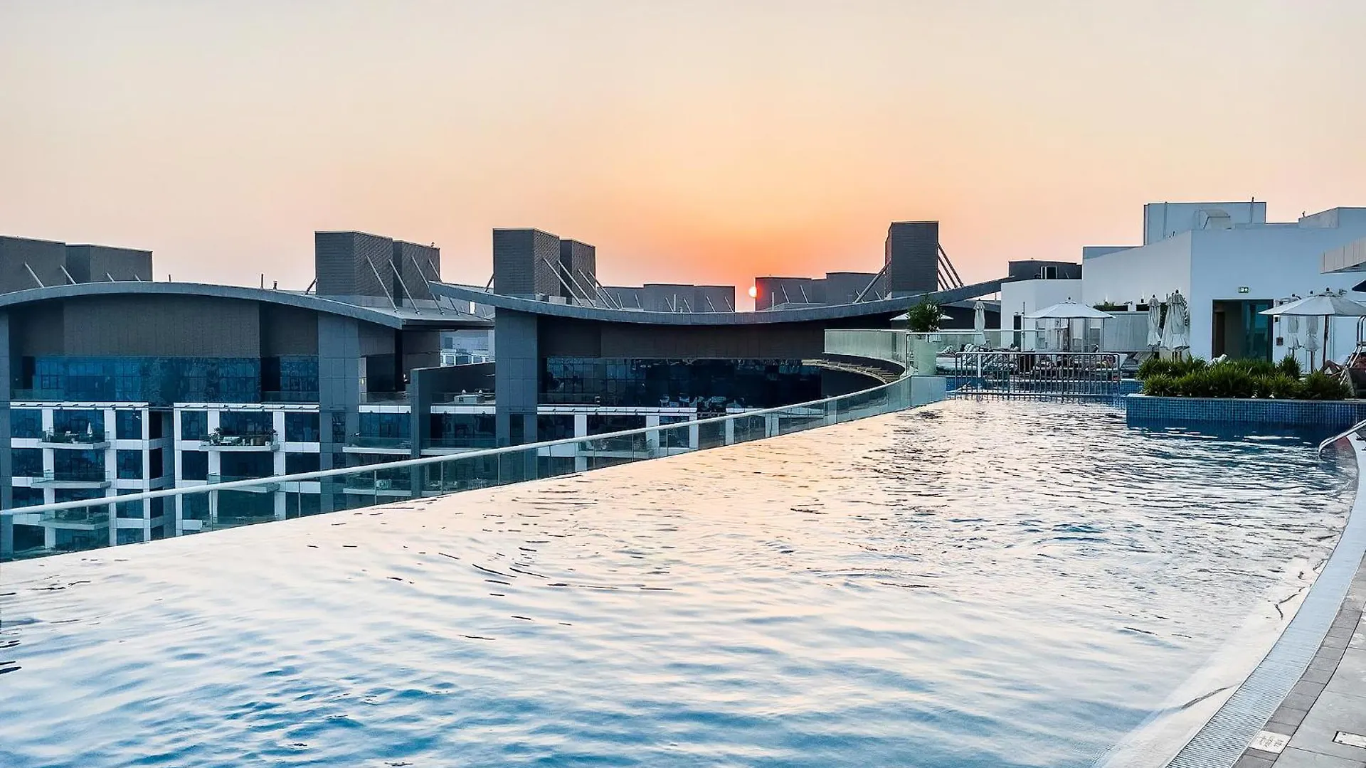 Popular Seven Palm Apartments Dubai 0*,