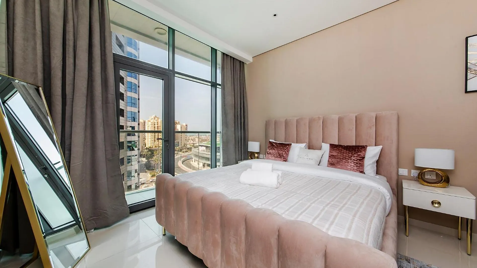 Popular Seven Palm Apartments Dubai 0*,